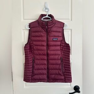 Patagonia down vest women’s medium
